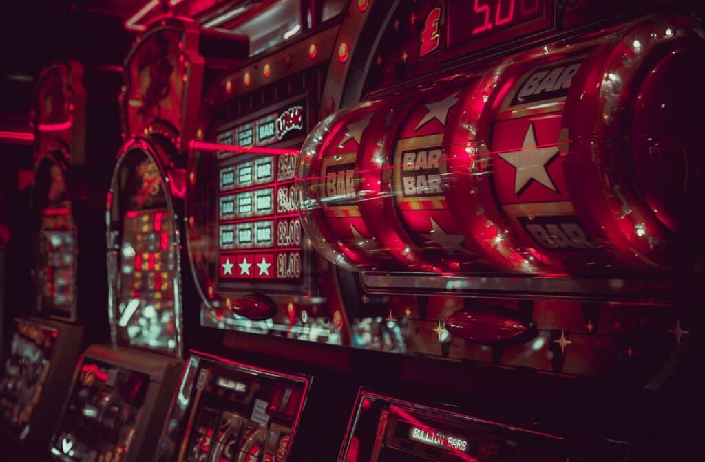 Mašine za igranje slot igara u kazinu